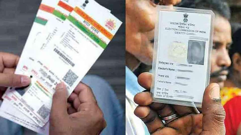 Aadhaar અને Voter IDને લઈને મોદી સરકાર લેવા જઈ રહી છે મોટો નિર્ણય Aadhaar અને Voter IDને લઈને મોદી સરકાર લેવા જઈ રહી છે મોટો નિર્ણય
