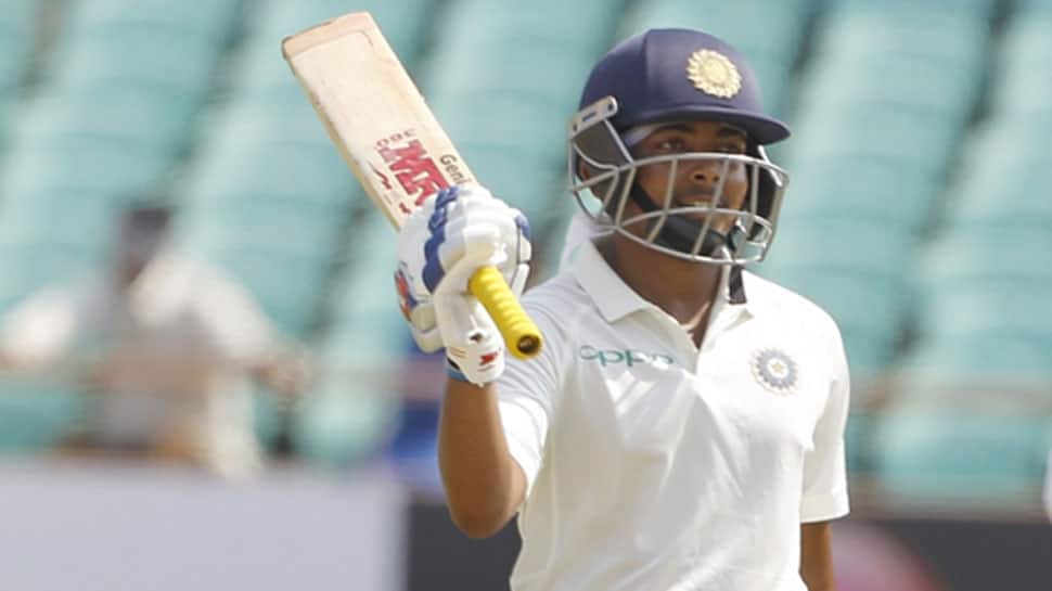 IND vs NZ : ક્રાઇસ્ટચર્ચમાં ચાલ્યો પૃથ્વીનો જાદુ, બનાવ્યો જબરદસ્ત રેકોર્ડ IND vs NZ : ક્રાઇસ્ટચર્ચમાં ચાલ્યો પૃથ્વીનો જાદુ, બનાવ્યો જબરદસ્ત રેકોર્ડ