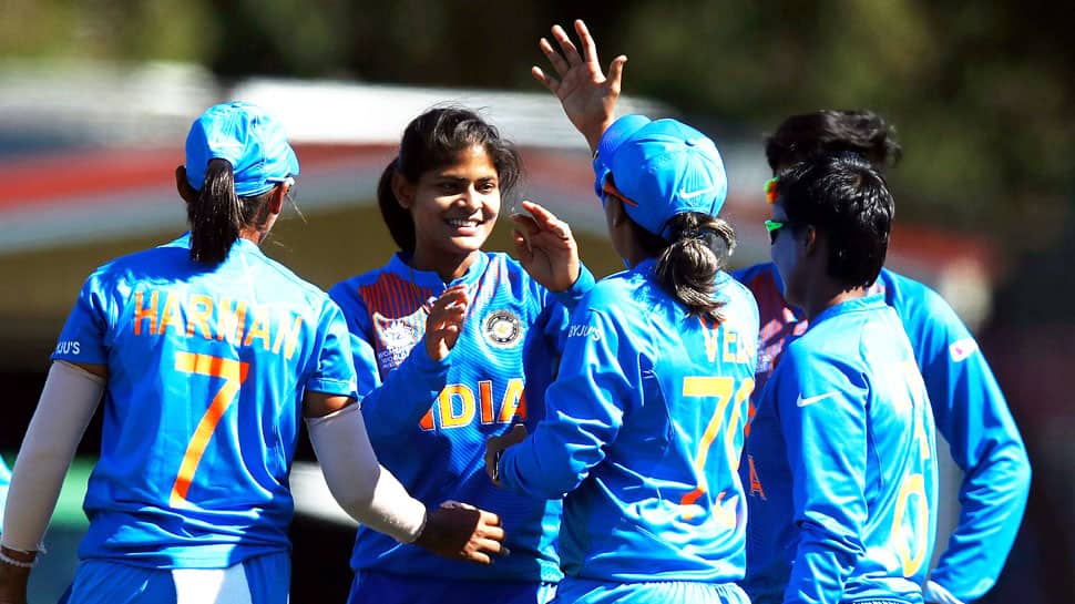 women t20i world cup: ઈંગ્લેન્ડને હરાવી પ્રથમવાર ફાઇનલમાં જગ્યા બનાવવા ઉતરશે ભારતીય ટીમ women t20i world cup: ઈંગ્લેન્ડને હરાવી પ્રથમવાર ફાઇનલમાં જગ્યા બનાવવા ઉતરશે ભારતીય ટીમ