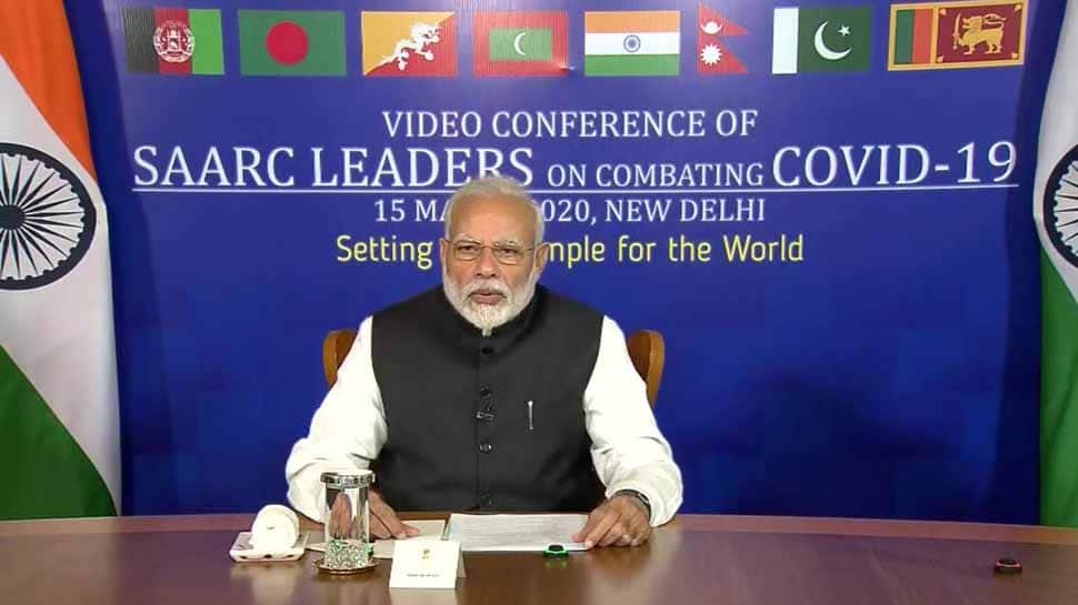 કોરોના સામે જંગ જીતવા પીએમ મોદીએ SAARC નેતાઓ સાથે કરી ચર્ચા, ઇમરજન્સી ફંડ માટે 1 કરોડ ડોલર કોરોના સામે જંગ જીતવા પીએમ મોદીએ SAARC નેતાઓ સાથે કરી ચર્ચા, ઇમરજન્સી ફંડ માટે 1 કરોડ ડોલર