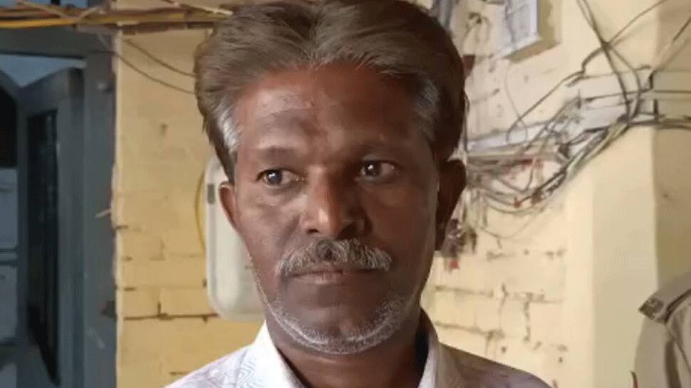 PM મોદી વિરુદ્ધ સોશિયલ મીડિયામાં વિવાદિત પોસ્ટ કરનાર આચાર્ય નુરમોહમ્મદ મલેકની ધરપકડ PM મોદી વિરુદ્ધ સોશિયલ મીડિયામાં વિવાદિત પોસ્ટ કરનાર આચાર્ય નુરમોહમ્મદ મલેકની ધરપકડ