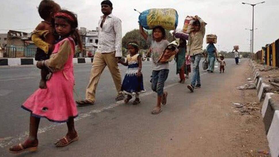 કોરોના: મજૂરોના પલાયન મુદ્દે સુપ્રીમ કોર્ટે કહ્યું-'અમે સરકારના કામમાં હસ્તક્ષેપ નહીં કરીએ' કોરોના: મજૂરોના પલાયન મુદ્દે સુપ્રીમ કોર્ટે કહ્યું-'અમે સરકારના કામમાં હસ્તક્ષેપ નહીં કરીએ'