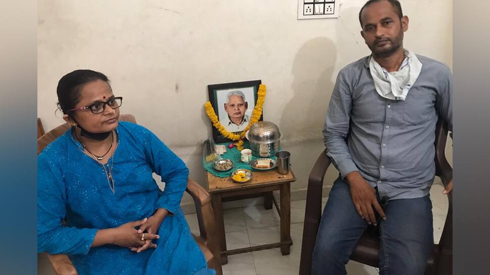 દર્દીના અંતિમ સંસ્કાર થઈ ગયા પછી સિવિલમાંથી આવેલા એક ફોને પરિજનોને ચોંકાવી દીધા દર્દીના અંતિમ સંસ્કાર થઈ ગયા પછી સિવિલમાંથી આવેલા એક ફોને પરિજનોને ચોંકાવી દીધા
