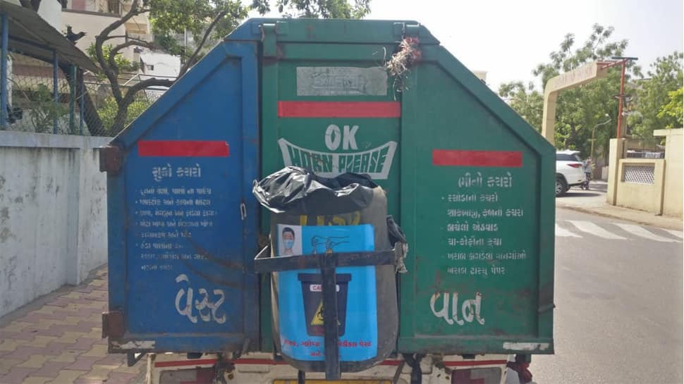 એએમસીએ યુઝ્ડ માસ્કનો નિકાલ કરવા માટે અપનાવ્યો નવતર પ્રયોગ એએમસીએ યુઝ્ડ માસ્કનો નિકાલ કરવા માટે અપનાવ્યો નવતર પ્રયોગ