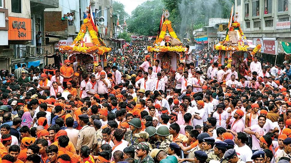143મી રથયાત્રા: આ વખતે જનતા કર્ફ્યુ વચ્ચે ભગવાન જગન્નાથજી નીકળશે નગરચર્યાએ 143મી રથયાત્રા: આ વખતે જનતા કર્ફ્યુ વચ્ચે ભગવાન જગન્નાથજી નીકળશે નગરચર્યાએ