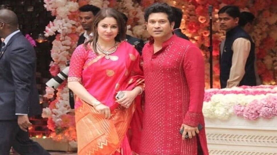 સચિનની પત્નીનું છે બ્રિટિશ કનેક્શન, આ ક્રિકેટર્સે પણ કર્યા વિદેશી મહિલાઓ સાથે લગ્ન સચિનની પત્નીનું છે બ્રિટિશ કનેક્શન, આ ક્રિકેટર્સે પણ કર્યા વિદેશી મહિલાઓ સાથે લગ્ન
