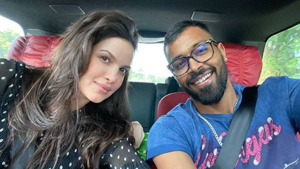 ગર્લફ્રેન્ડ Natasa Stankovic ની પ્રશંસા કરતાં Hardik Pandya એ શેર કર્યા આ સુંદર PHOTO ગર્લફ્રેન્ડ Natasa Stankovic ની પ્રશંસા કરતાં Hardik Pandya એ શેર કર્યા આ સુંદર PHOTO