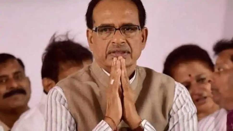 MP: શિવરાજ સિંહ ચૌહાણના મંત્રીમંડળનું વિસ્તરણ થયું, 28 મંત્રીઓએ લીધા શપથ MP: શિવરાજ સિંહ ચૌહાણના મંત્રીમંડળનું વિસ્તરણ થયું, 28 મંત્રીઓએ લીધા શપથ