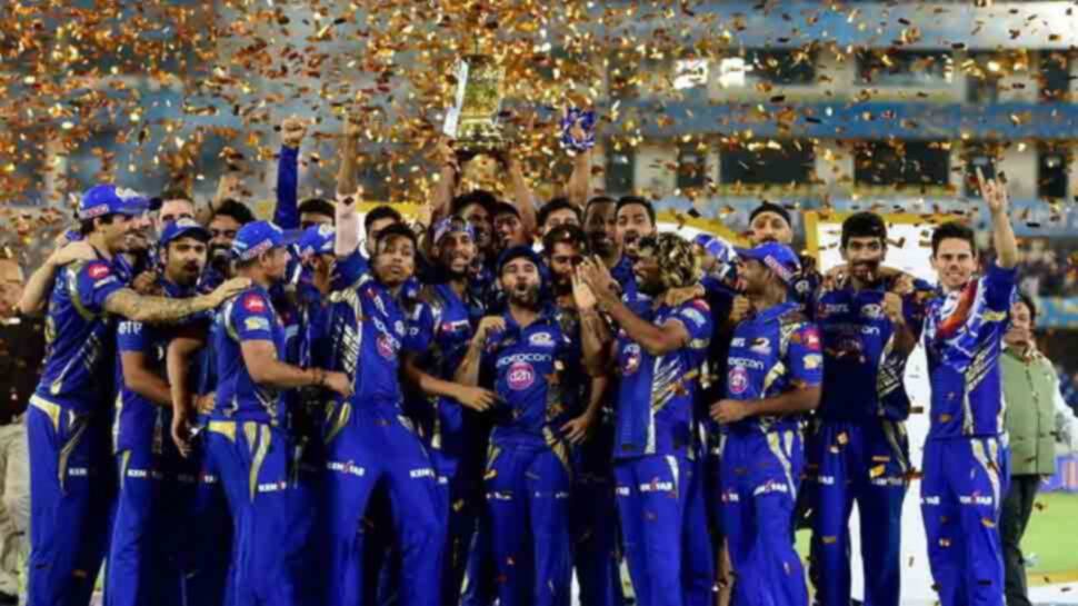 IPL 2020: ચાર વખતની ચેમ્પિયન મુંબઇ ઇન્ડિયન્સનો માર્ગ આ વખતે મુશ્કેલ IPL 2020: ચાર વખતની ચેમ્પિયન મુંબઇ ઇન્ડિયન્સનો માર્ગ આ વખતે મુશ્કેલ