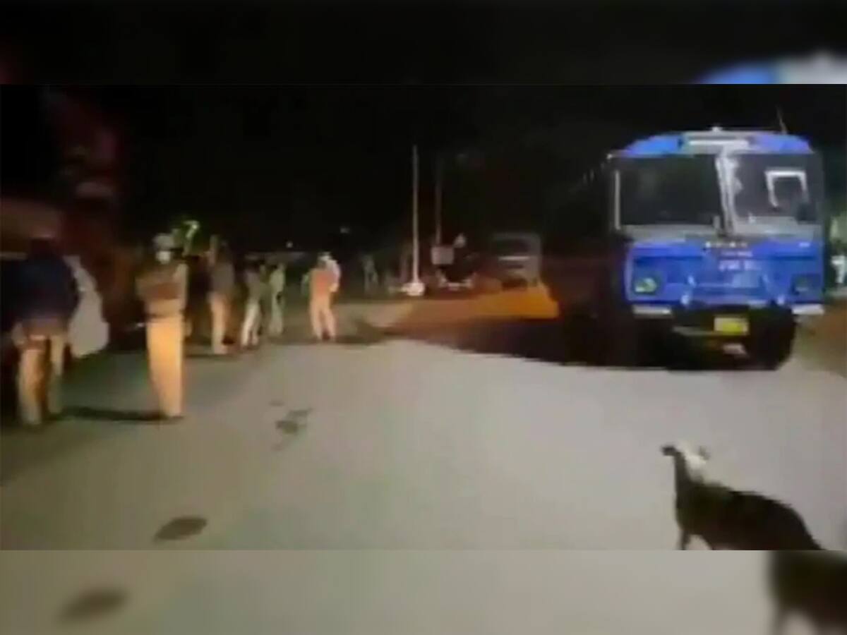 કોંગ્રેસના ધારાસભ્યના સંબંધીની ભડકાઉ પોસ્ટથી બેંગલુરુમાં ભડકી હિંસા, 60 પોલીસ કર્મચારી ઘાયલ