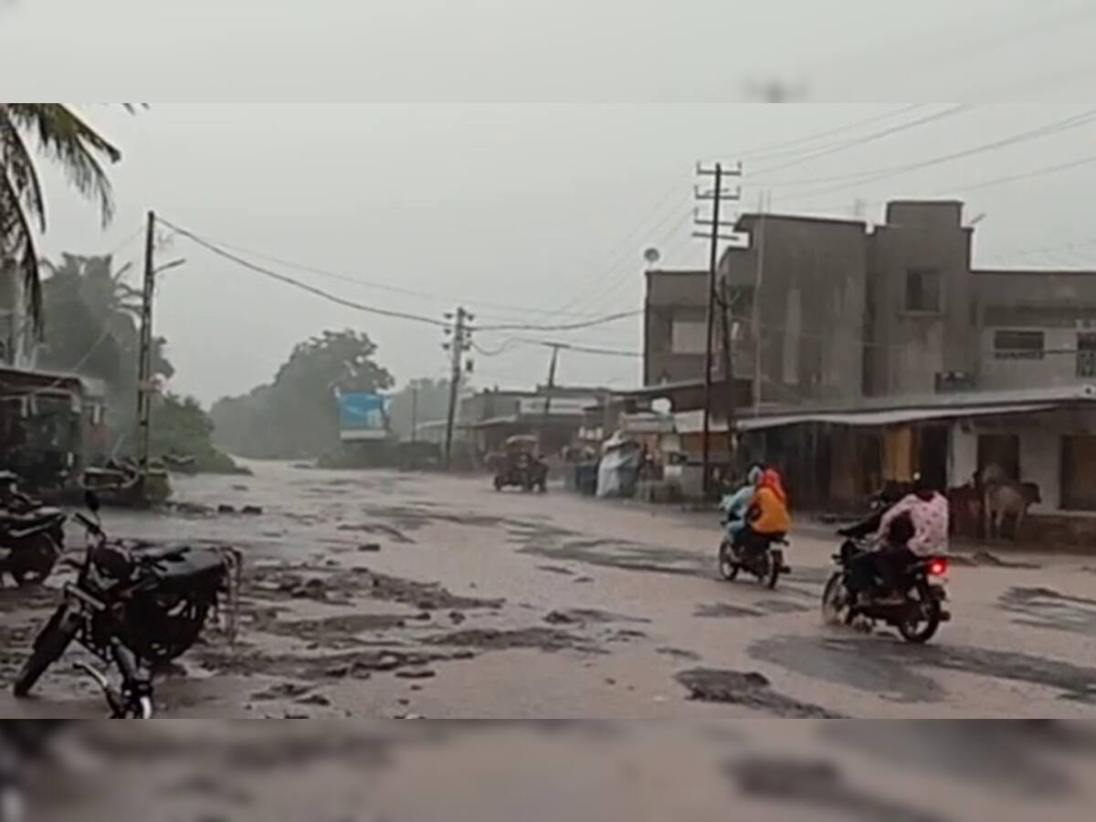 ભયંકર ભાદરવો: સૌરાષ્ટ્ર કચ્છમાં તોફાની વરસાદથી ખેડૂતોની કફોડી સ્થિતી