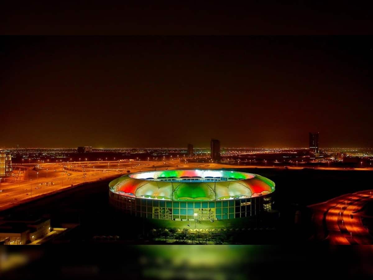 IPL 2020: આઈપીએલ માટે તૈયાર  UAE, રંગબેરંગી રોશનીથી ઝળહળી ઉઠ્યા અબુધાબી અને દુબઈના મેદાન