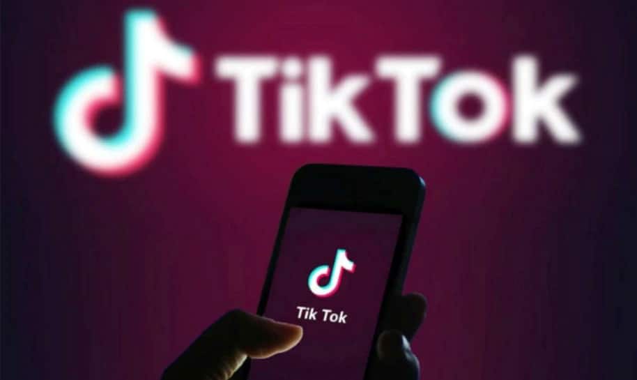 ભારત બાદ અમેરિકામાં પણ બેન થયું TikTok, આ દિવસથી ડાઉનલોડિંગ પર પાબંધી ભારત બાદ અમેરિકામાં પણ બેન થયું TikTok, આ દિવસથી ડાઉનલોડિંગ પર પાબંધી