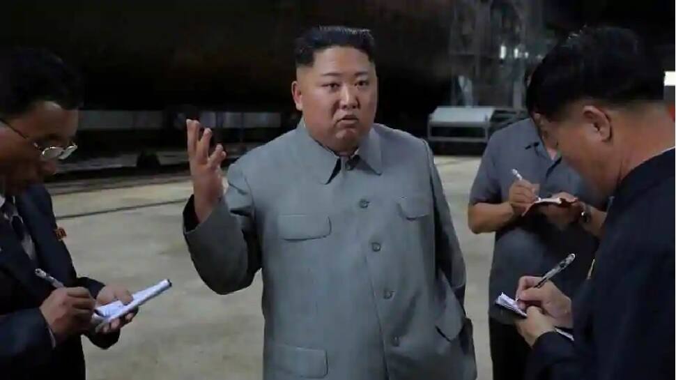 North Koreaએ ક્રૂરતાની હદો પાર કરી, દક્ષિણ કોરિયાના અધિકારીને ગોળી મારી સળગાવી દીધો North Koreaએ ક્રૂરતાની હદો પાર કરી, દક્ષિણ કોરિયાના અધિકારીને ગોળી મારી સળગાવી દીધો