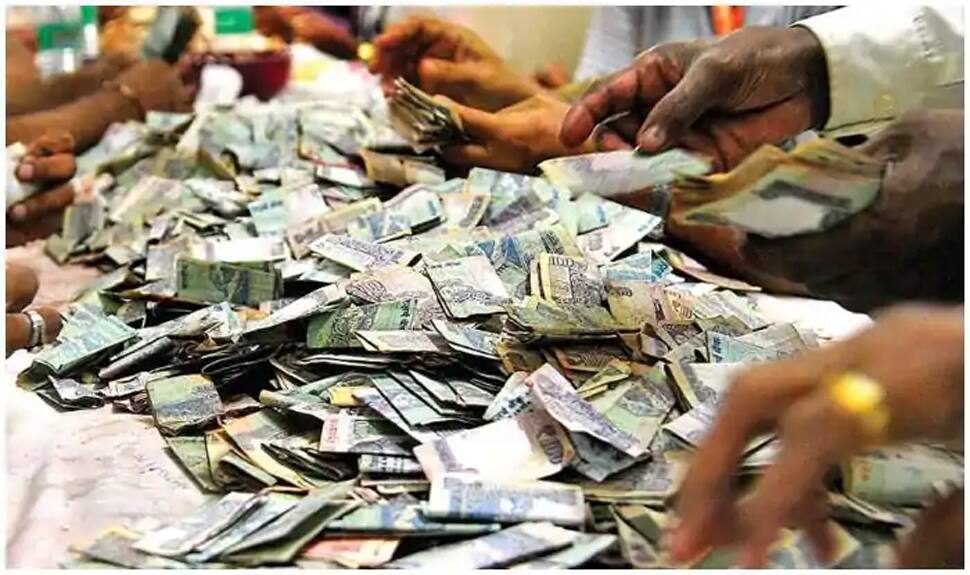 Corona virus અને Currency પર RBI તરફથી આવ્યા અત્યંત ચિંતાજનક સમાચાર, સાવધાની નહીં રાખો તો પસ્તાશો Corona virus અને Currency પર RBI તરફથી આવ્યા અત્યંત ચિંતાજનક સમાચાર, સાવધાની નહીં રાખો તો પસ્તાશો