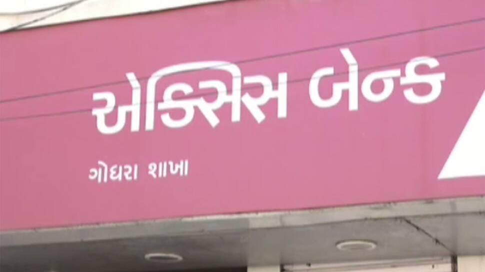 મોટુ કૌભાંડ! સરકારી કોન્ટ્રાક્ટ લેતા લોકો ખાસ વાંચો નહી તો ખાલી થઇ શકે છે તમારૂ એકાઉન્ટ મોટુ કૌભાંડ! સરકારી કોન્ટ્રાક્ટ લેતા લોકો ખાસ વાંચો નહી તો ખાલી થઇ શકે છે તમારૂ એકાઉન્ટ