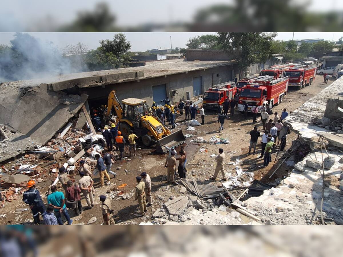 અમદાવાદમાં કાપડના ગોડાઉનમાં લાગી ભીષણ આગ, 9 કામદારોના મોત 
