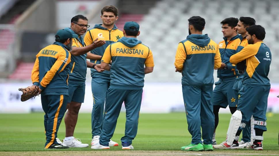 NZ vs PAK: ન્યૂઝીલેન્ડ પહોંચેલી પાકિસ્તાન ટીમના છ સભ્યો કોરોના પોઝિટિવ NZ vs PAK: ન્યૂઝીલેન્ડ પહોંચેલી પાકિસ્તાન ટીમના છ સભ્યો કોરોના પોઝિટિવ