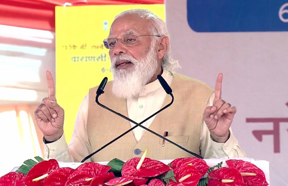 કૃષિ કાયદાનો વિરોધ કરતા ખેડૂતોને PM મોદીએ વારાણસીથી આપ્યો સંદેશ કૃષિ કાયદાનો વિરોધ કરતા ખેડૂતોને PM મોદીએ વારાણસીથી આપ્યો સંદેશ