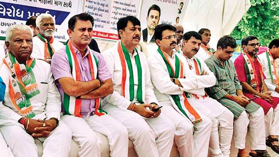 Bharat Bandh: ગુજરાત કોંગ્રેસ આવતીકાલે તમામ APMC બંધ કરાવશે Bharat Bandh: ગુજરાત કોંગ્રેસ આવતીકાલે તમામ APMC બંધ કરાવશે