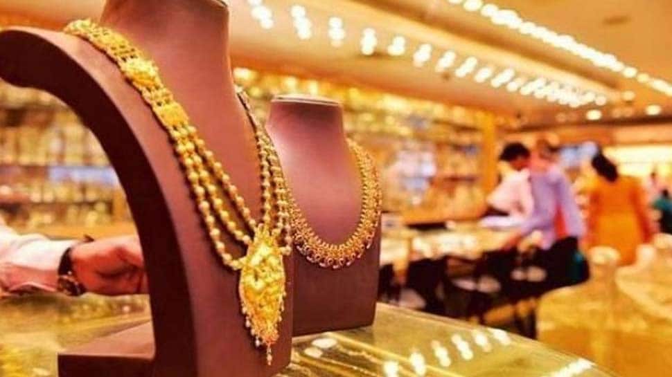 Gold Rate Today: આજે ફરી ઘડ્યા સોના-ચાંદીના ભાવ, જાણો નવી કિંમત Gold Rate Today: આજે ફરી ઘડ્યા સોના-ચાંદીના ભાવ, જાણો નવી કિંમત