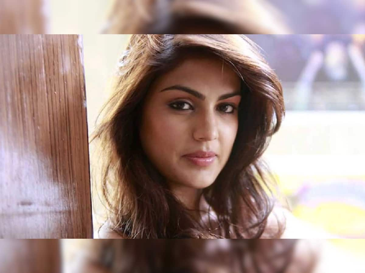 સુશાંતની ગર્લફ્રેન્ડ Rhea Chakraborty વિશે આવ્યા ચોંકાવનારા અપડેટ, વાયરલ થયો VIDEO 