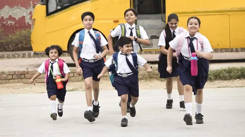 ગુજરાતમાં આ તારીખથી ખૂલશે સ્કૂલો, લોકડાઉન બાદની સૌથી મોટી જાહેરાત ગુજરાતમાં આ તારીખથી ખૂલશે સ્કૂલો, લોકડાઉન બાદની સૌથી મોટી જાહેરાત