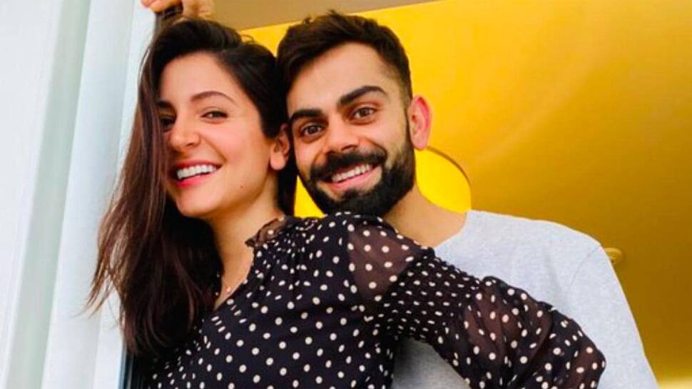Virat Kohli અને Anushka Sharma બન્યા માતા પિતા, 'લક્ષ્મી'ની થઇ પધરામણી Virat Kohli અને Anushka Sharma બન્યા માતા પિતા, 'લક્ષ્મી'ની થઇ પધરામણી