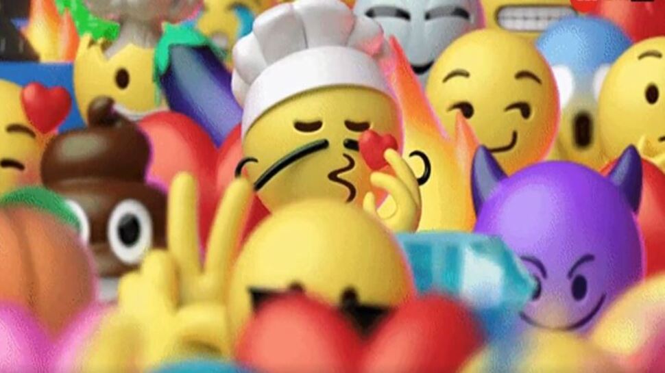 WhatsAppમાં પોતાના ફોટાવાળુ સ્ટીકર બનાવવાનું છે, તો અપનાવો આ સરળ TIPS