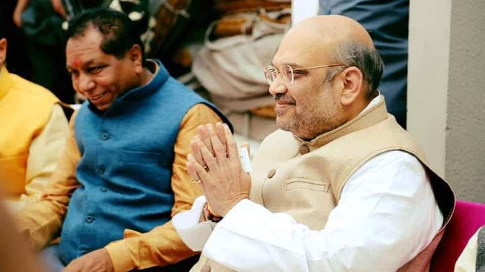 AMC Election: અમદાવાદમાં ભાજપ-કોંગ્રેસે કરોડપતિઓને મેદાનમાં ઉતાર્યા, ઓછું ભણતર અને ગુનાઈત રેકોર્ડવાળાને લોટરી લાગી AMC Election: અમદાવાદમાં ભાજપ-કોંગ્રેસે કરોડપતિઓને મેદાનમાં ઉતાર્યા, ઓછું ભણતર અને ગુનાઈત રેકોર્ડવાળાને લોટરી લાગી