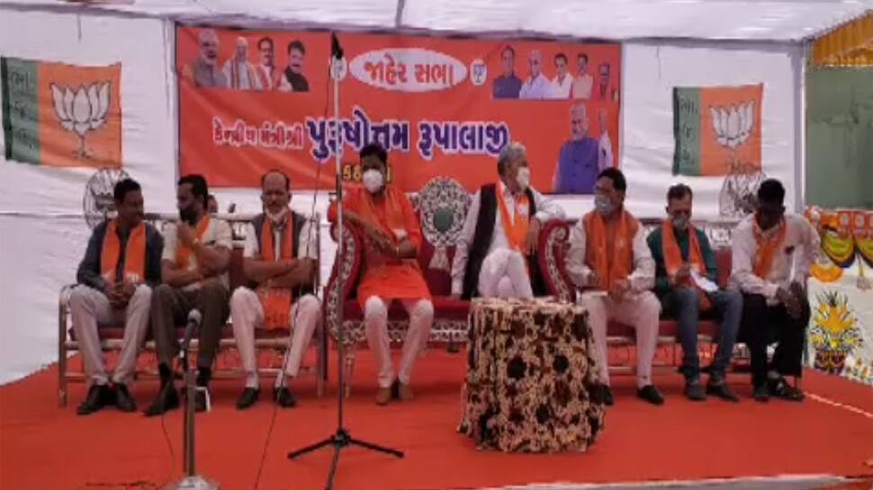 રૂપાલાના સપા પર પ્રહાર: જે ભંગાર સાયકલને UP ના લોકોએ પણ વેચી દીધી, એ કઠલાલમાં કેમ ચાલે છે? રૂપાલાના સપા પર પ્રહાર: જે ભંગાર સાયકલને UP ના લોકોએ પણ વેચી દીધી, એ કઠલાલમાં કેમ ચાલે છે?