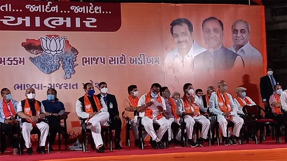 જીતેલા કોર્પોરેટરોને પાટીલે સાનમાં કરી ટકોર, 'માપમાં રહેજો, પાર્ટીની તાકાત પર જીત્યા છો' જીતેલા કોર્પોરેટરોને પાટીલે સાનમાં કરી ટકોર, 'માપમાં રહેજો, પાર્ટીની તાકાત પર જીત્યા છો'