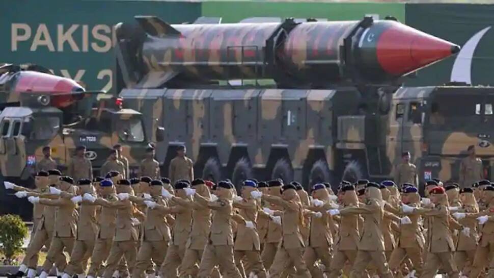 Pak Army ના સેફ હાઉસમાંથી ભાગ્યો તાલિબાનનો આતંકી, મદદ અથવા બેદરકારીની થશે તપાસ Pak Army ના સેફ હાઉસમાંથી ભાગ્યો તાલિબાનનો આતંકી, મદદ અથવા બેદરકારીની થશે તપાસ