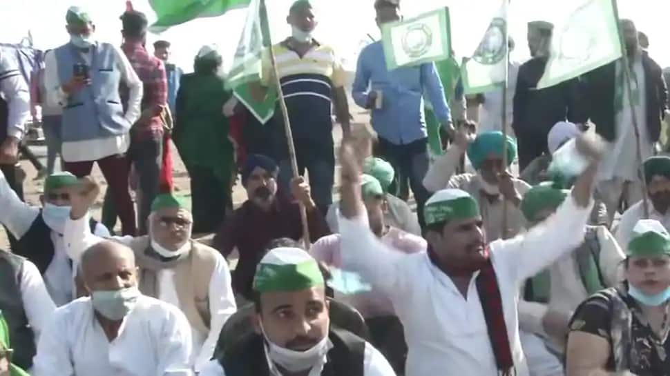 Farmers Protest: આંદોલન ઉગ્ર બનાવવા માટે ખેડૂતોએ લીધો મોટો નિર્ણય, 6 માર્ચથી કરશે અમલ Farmers Protest: આંદોલન ઉગ્ર બનાવવા માટે ખેડૂતોએ લીધો મોટો નિર્ણય, 6 માર્ચથી કરશે અમલ