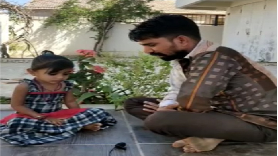 આ છૂટકી ગૂગલ ગર્લ તરીકે પોપ્યુલર થઈ, ઘડીના છઠ્ઠા ભાગમાં આપી દે છે જવાબ