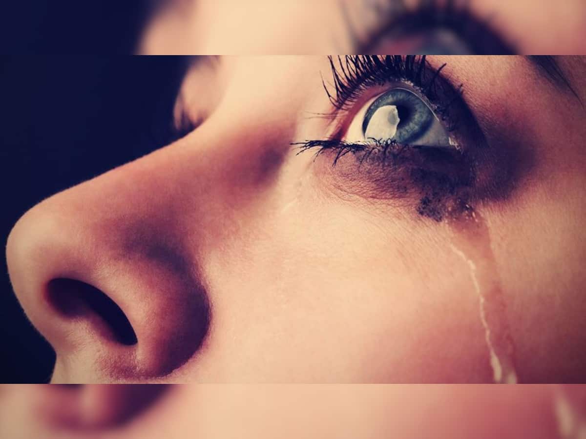 Tears: આંખમાંથી આંસુ આવવાનું શું છે કારણ? જાણો લાગણીની અભિવ્યક્તિ વખતે કેમ છલકાય છે આંખ?