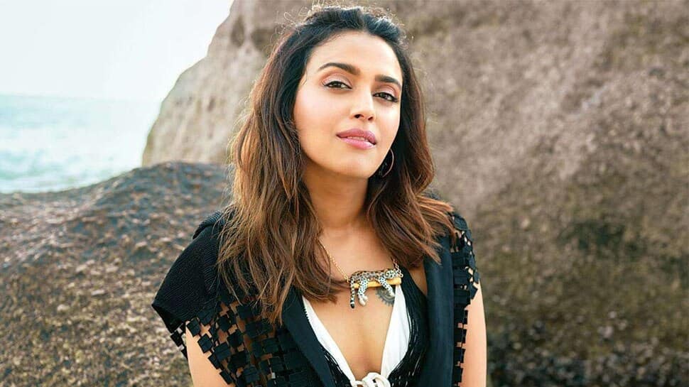 Gujarat ના કેસને લઇને ટિપ્પણી કરતાં Swara Bhaskar વિવાદમાં સપડાઇ, IPS અધિકારીએ ભણાવ્યા પાઠ Gujarat ના કેસને લઇને ટિપ્પણી કરતાં Swara Bhaskar વિવાદમાં સપડાઇ, IPS અધિકારીએ ભણાવ્યા પાઠ