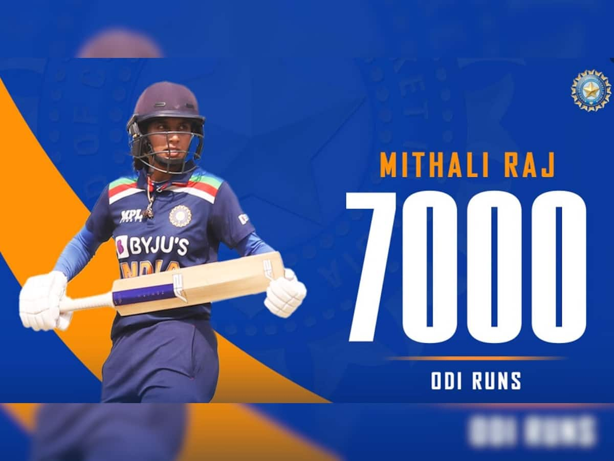 Mithali Raj એ રચ્યો ઈતિહાસ, વનડેમાં 7000 રન બનાવનારી પ્રથમ મહિલા ક્રિકેટર બની