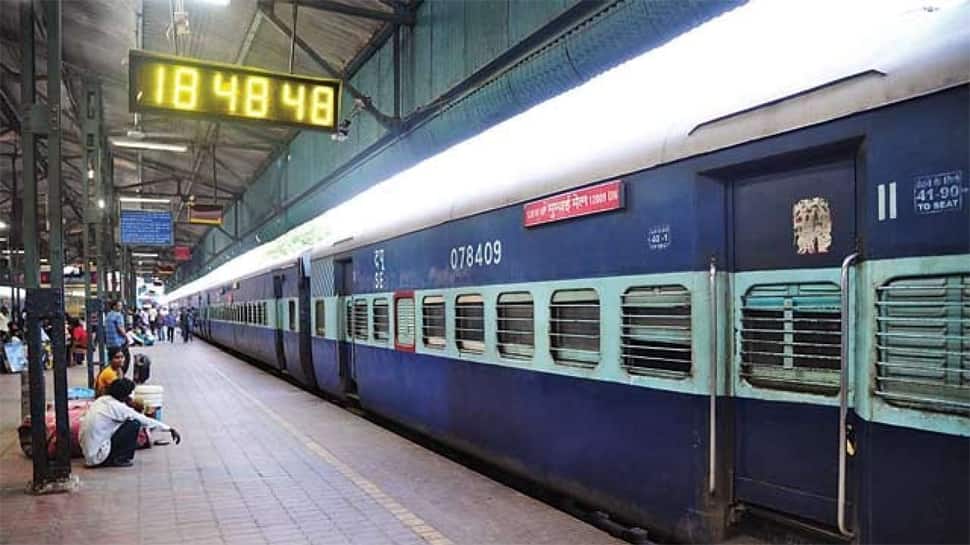 Railway News: મુસાફરોની માંગ અને સુવિધા માટે દોડાવાશે વધુ 7 સ્પેશિયલ ટ્રેનો Railway News: મુસાફરોની માંગ અને સુવિધા માટે દોડાવાશે વધુ 7 સ્પેશિયલ ટ્રેનો