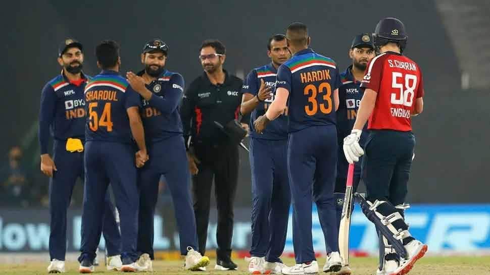 IND vs ENG: વિરાટની ટીમે ફરી કરી ભૂલ, આઈસીસીએ ફટકાર્યો મોટો દંડ IND vs ENG: વિરાટની ટીમે ફરી કરી ભૂલ, આઈસીસીએ ફટકાર્યો મોટો દંડ