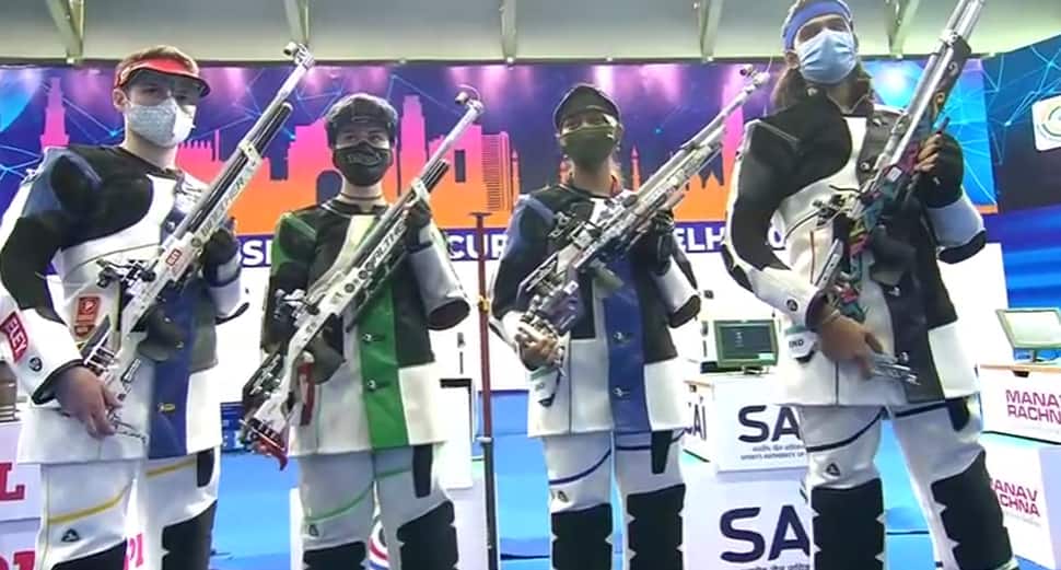 ISSF World Cup: ભારતના દિવ્યાંશ અને ઈલાવેનિલે 10 મીટર એર રાયફલ મિક્સ્ડ ઈવેન્ટમાં જીત્યો ગોલ્ડ ISSF World Cup: ભારતના દિવ્યાંશ અને ઈલાવેનિલે 10 મીટર એર રાયફલ મિક્સ્ડ ઈવેન્ટમાં જીત્યો ગોલ્ડ
