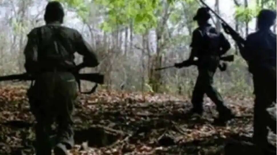 Chhattisgarh: નારાયણપુરમાં નક્સલીઓએ જવાનોની બસને ઉડાવી, ત્રણ જવાન શહીદ Chhattisgarh: નારાયણપુરમાં નક્સલીઓએ જવાનોની બસને ઉડાવી, ત્રણ જવાન શહીદ