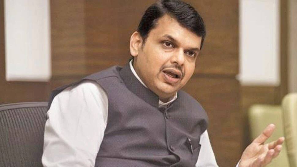 Maharashtra: વસૂલી કાંડ મુદ્દે રાજ્યપાલને મળ્યા BJP નેતા, ઉદ્ધવ ઠાકરે-કોંગ્રેસના મૌન પર સવાલ ઉઠાવ્યા Maharashtra: વસૂલી કાંડ મુદ્દે રાજ્યપાલને મળ્યા BJP નેતા, ઉદ્ધવ ઠાકરે-કોંગ્રેસના મૌન પર સવાલ ઉઠાવ્યા