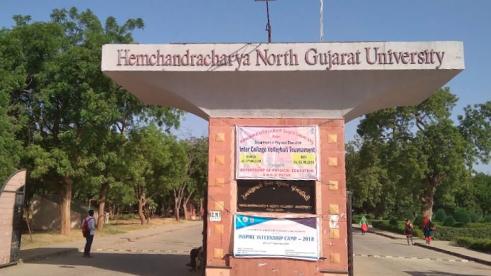 પાટણ યુનિ. કૌભાંડ મામલે અનેક તર્ક વિતર્ક, કેટલા મુન્ના ભાઈને MBBS બનાવ્યાનો આક્ષેપ પાટણ યુનિ. કૌભાંડ મામલે અનેક તર્ક વિતર્ક, કેટલા મુન્ના ભાઈને MBBS બનાવ્યાનો આક્ષેપ