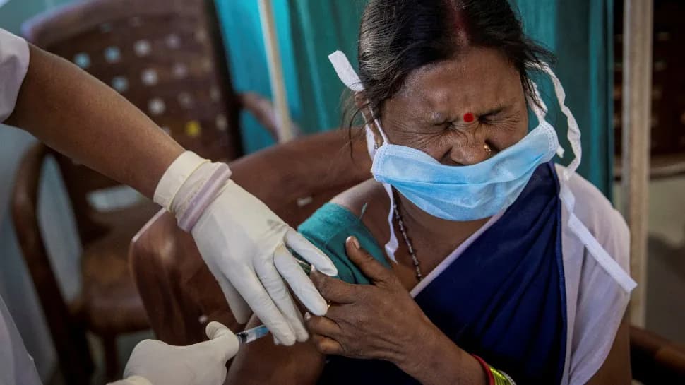 Corona Vaccination: કોરોના રસીકરણ પર સરકારે લીધો મોટો નિર્ણય Corona Vaccination: કોરોના રસીકરણ પર સરકારે લીધો મોટો નિર્ણય