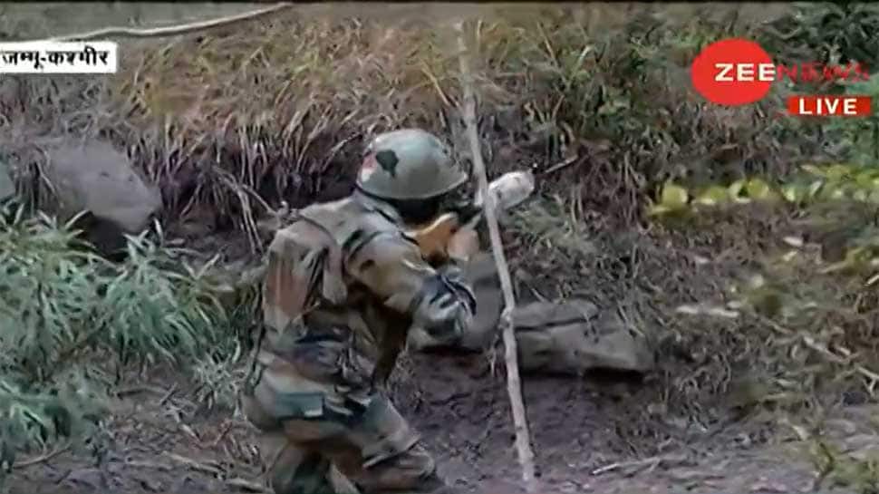 Jammu-Kashmir: પુલવામામાં સુરક્ષાદળોને મળી મોટી સફળતા, અથડામણમાં 3 આતંકીઓ ઠાર Jammu-Kashmir: પુલવામામાં સુરક્ષાદળોને મળી મોટી સફળતા, અથડામણમાં 3 આતંકીઓ ઠાર