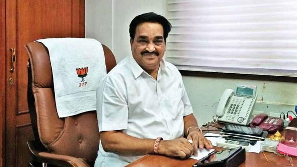 સરકાર તો સરકાર BJP દ્વારા 5000 રેમેડેસીવિર ઇન્જેક્શનની વ્યવસ્થા કરવામાં આવી: પાટીલ સરકાર તો સરકાર BJP દ્વારા 5000 રેમેડેસીવિર ઇન્જેક્શનની વ્યવસ્થા કરવામાં આવી: પાટીલ