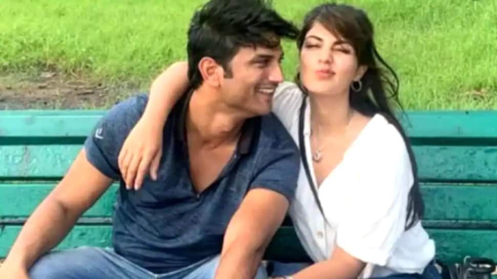 Sushant Singh Rajput પહેલા Rhea Chakraborty આ એક્ટરને કરતી હતી ડેટ, મિત્રએ કર્યો ખુલાસો Sushant Singh Rajput પહેલા Rhea Chakraborty આ એક્ટરને કરતી હતી ડેટ, મિત્રએ કર્યો ખુલાસો