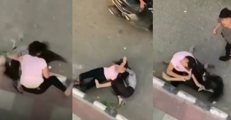 Viral Video: છોકરીઓ વચ્ચે આવી લડાઈ? હાય હાય....જાહેરમાં ભાન ભૂલી ભૂંડા હાલ કરી નાખ્યા એકબીજાના Viral Video: છોકરીઓ વચ્ચે આવી લડાઈ? હાય હાય....જાહેરમાં ભાન ભૂલી ભૂંડા હાલ કરી નાખ્યા એકબીજાના
