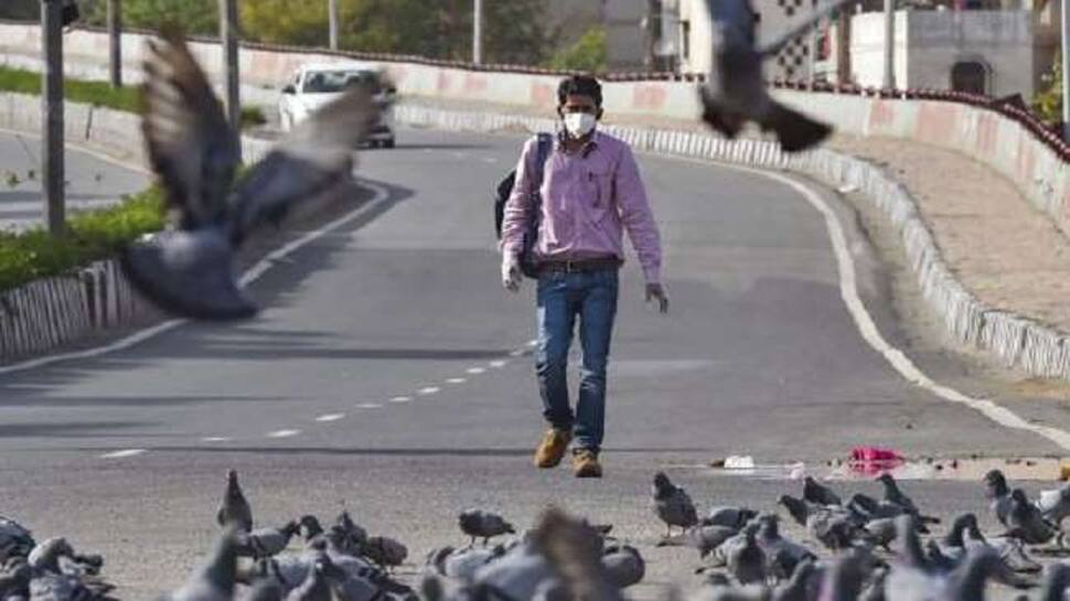 તંત્રની ઉદાસીનતાથી જનતા સ્વૈચ્છિક લૉકડાઉન તરફ: અમદાવાદના આ વિસ્તારોમાં સજ્જડ લૉકડાઉન તંત્રની ઉદાસીનતાથી જનતા સ્વૈચ્છિક લૉકડાઉન તરફ: અમદાવાદના આ વિસ્તારોમાં સજ્જડ લૉકડાઉન